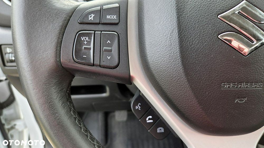 Suzuki Vitara 1.4 Boosterjet Premium 4WD - 27