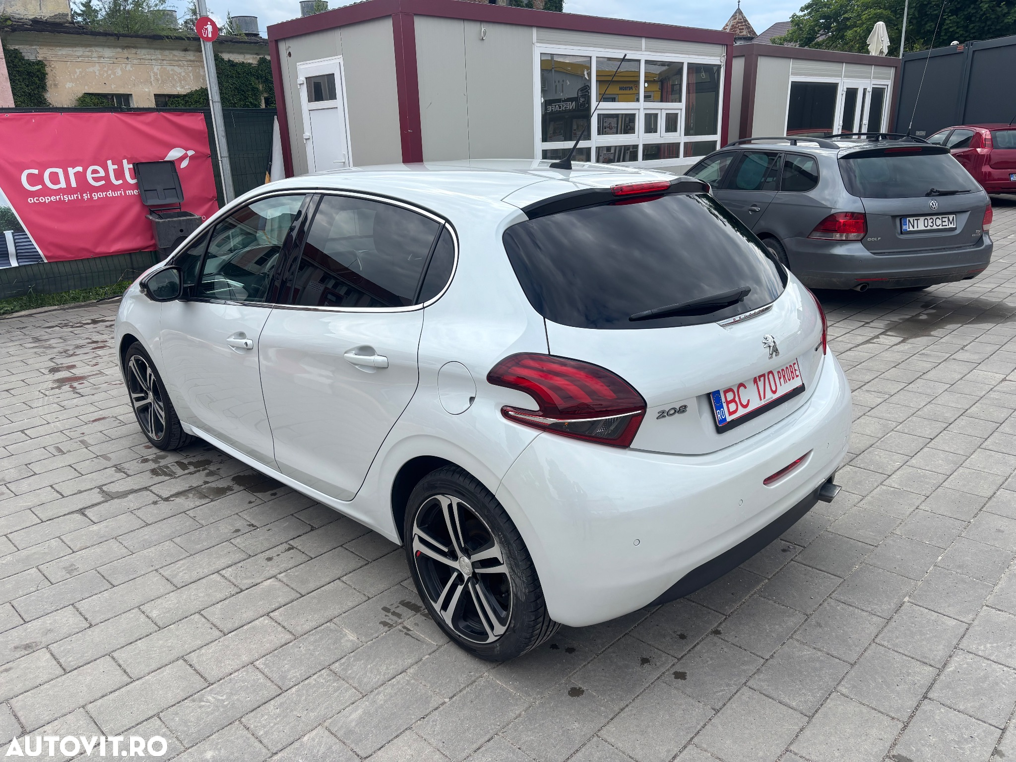 Peugeot 208 1.2 L PureTech Turbo Allure Aut. - 5
