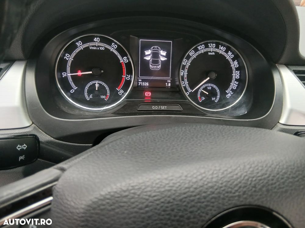Skoda RAPID 1.0 TSI Ambition - 4