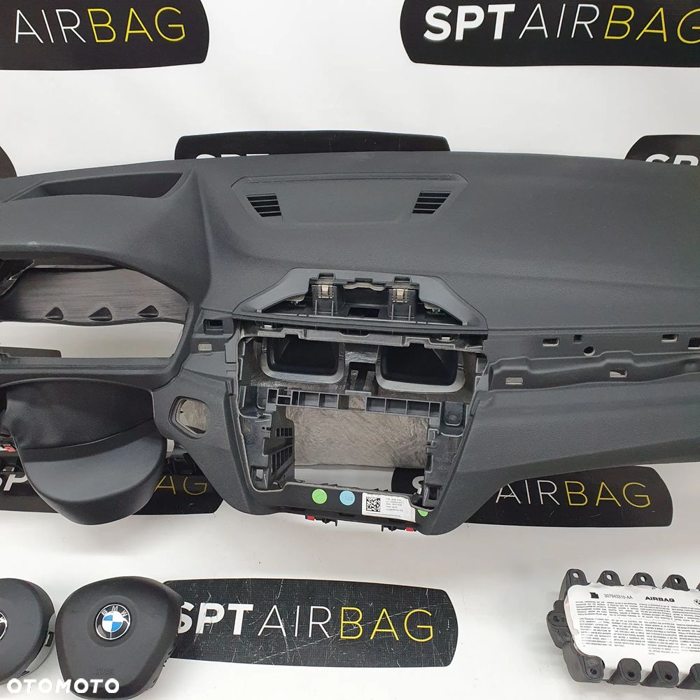 BMW X1 F48 DESKA ROZDZIELCZA KONSOLA KOKPIT PULPIT PODUSZKI AIRBAG AIR BAG PASY KIT SET - 3