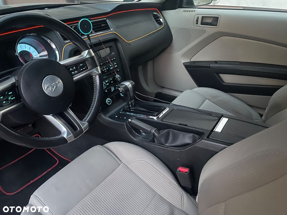 Ford Mustang 3.7 V6 - 12