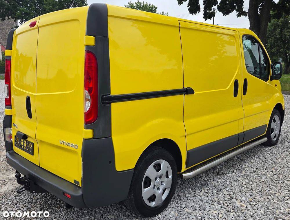 Opel Vivaro - 8