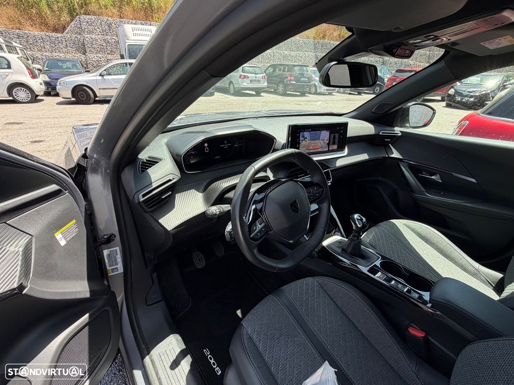 Peugeot 2008 PureTech 100 Allure - 10