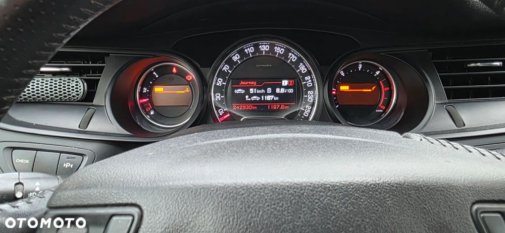 Citroën C5 1.6 HDi Attraction - 4