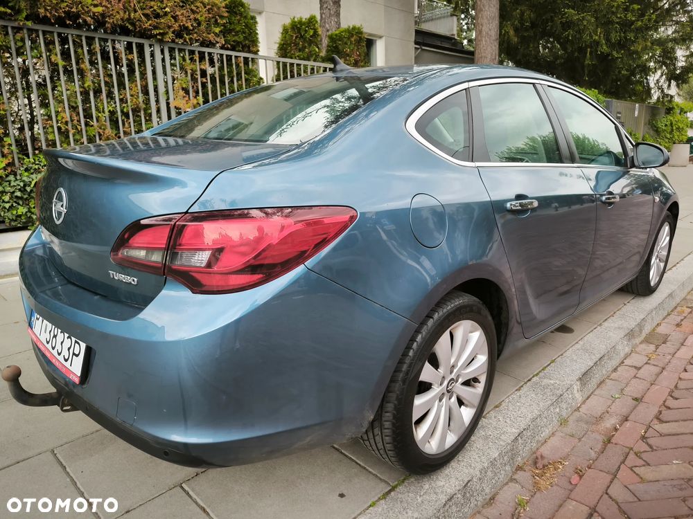 Opel Astra 1.4 Turbo - 3