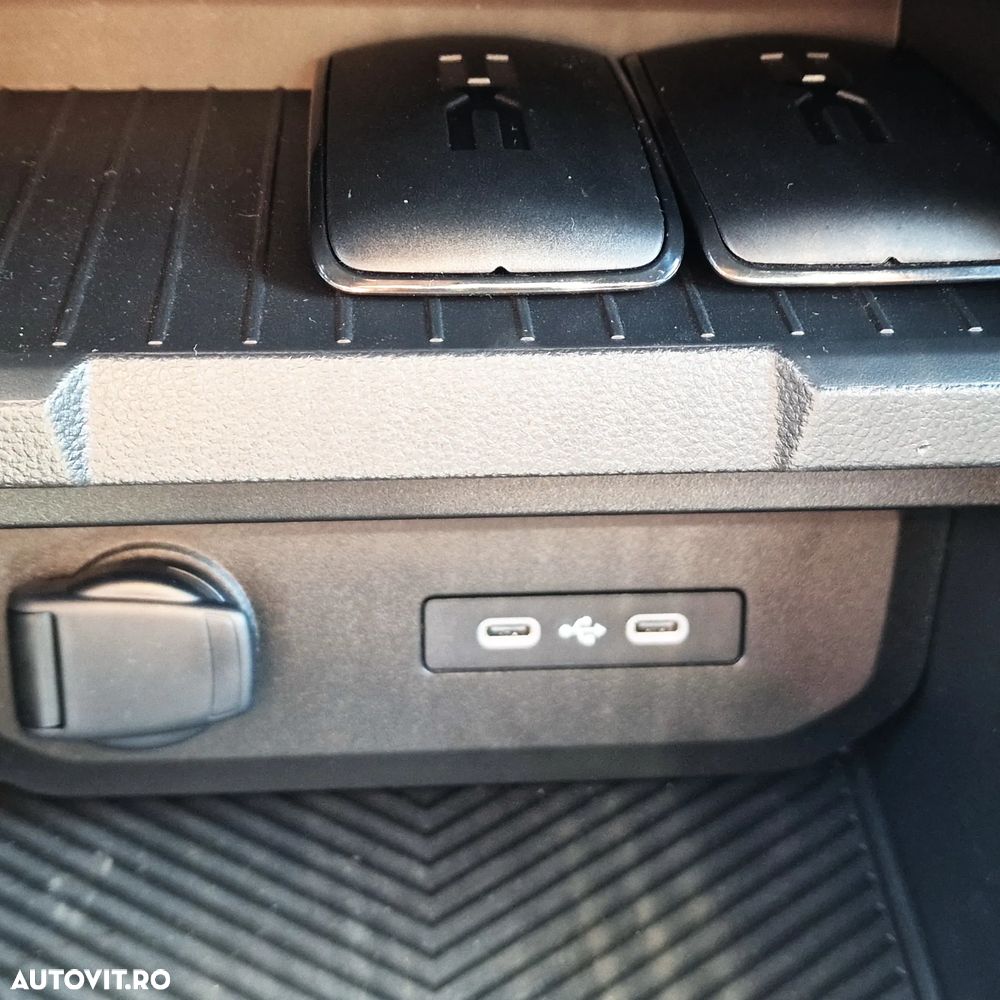 Dacia Duster 155 Journey - 24