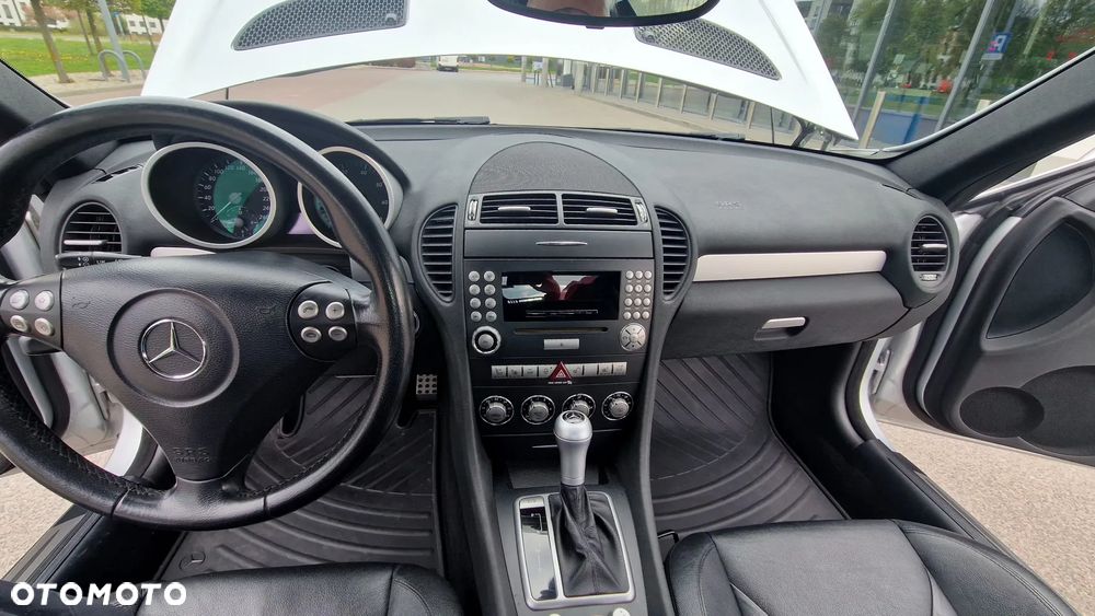 Mercedes-Benz SLK - 21