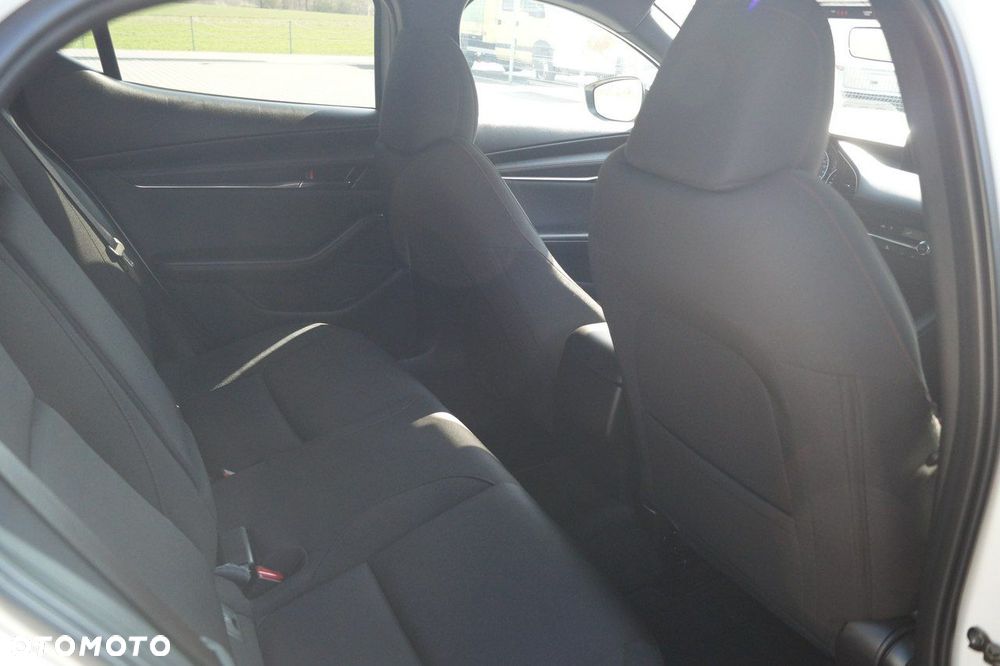 Mazda 3 - 19