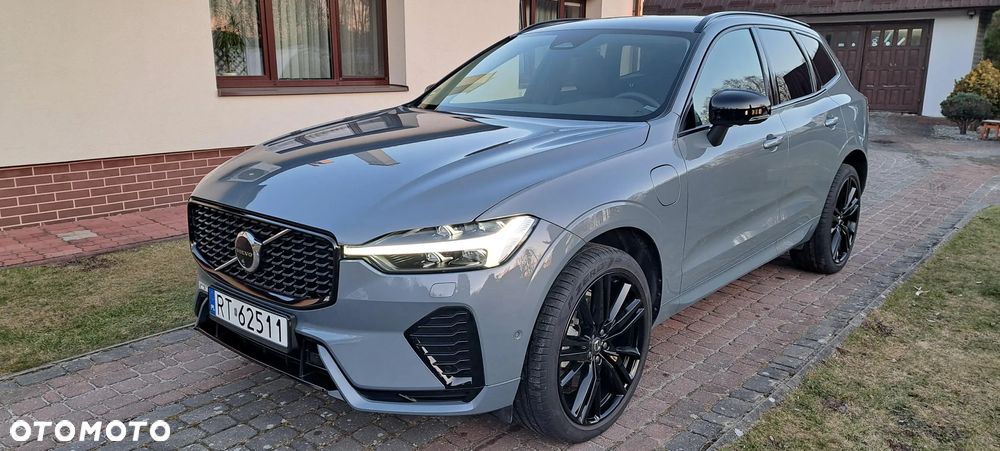 Volvo XC 60 T8 Plug-In Hybrid AWD Plus Black Edition - 3