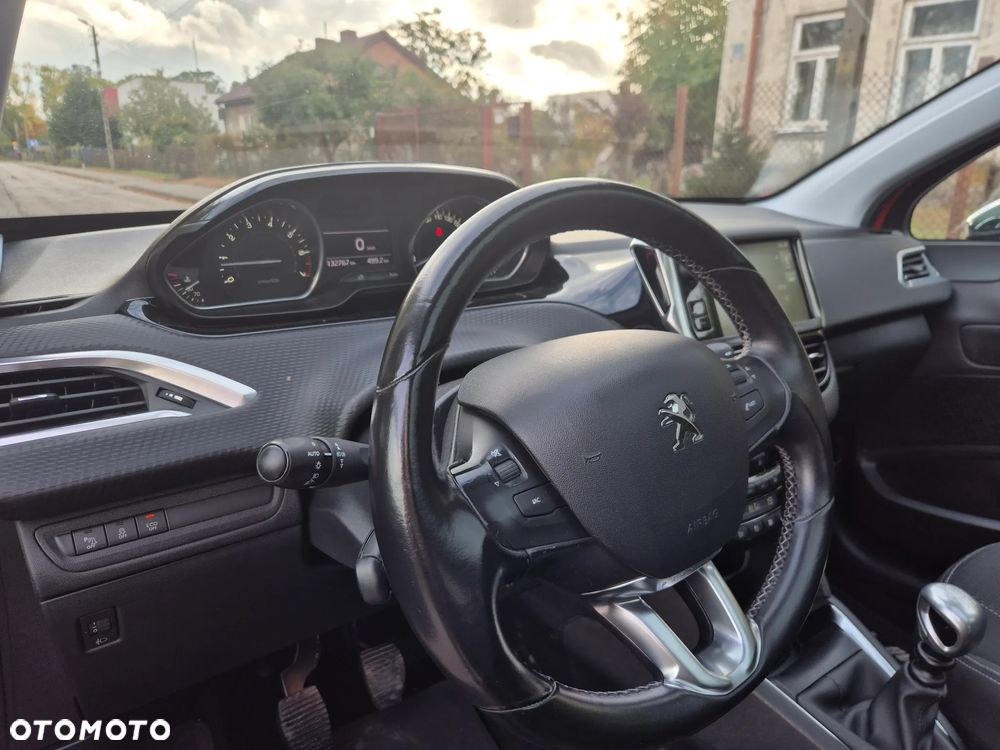 Peugeot 208 165 THP Stop & Start Allure - 28