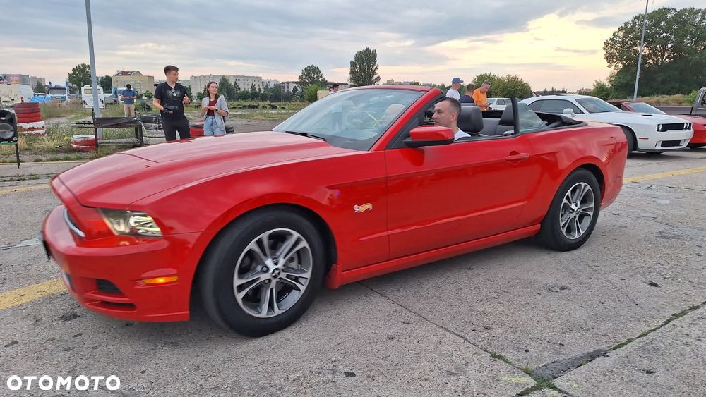 Ford Mustang 3.7 V6 - 8