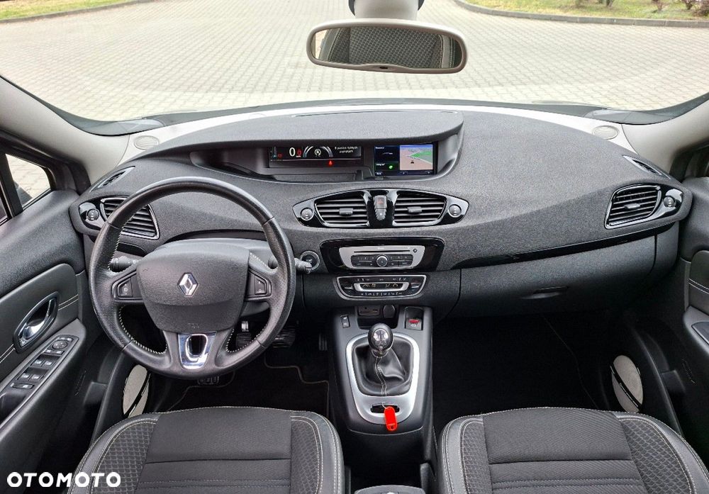 Renault Scenic - 26