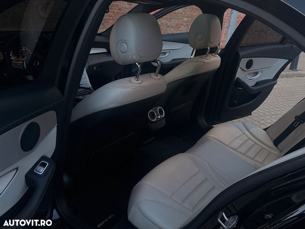 Mercedes-Benz C 43 AMG - 15