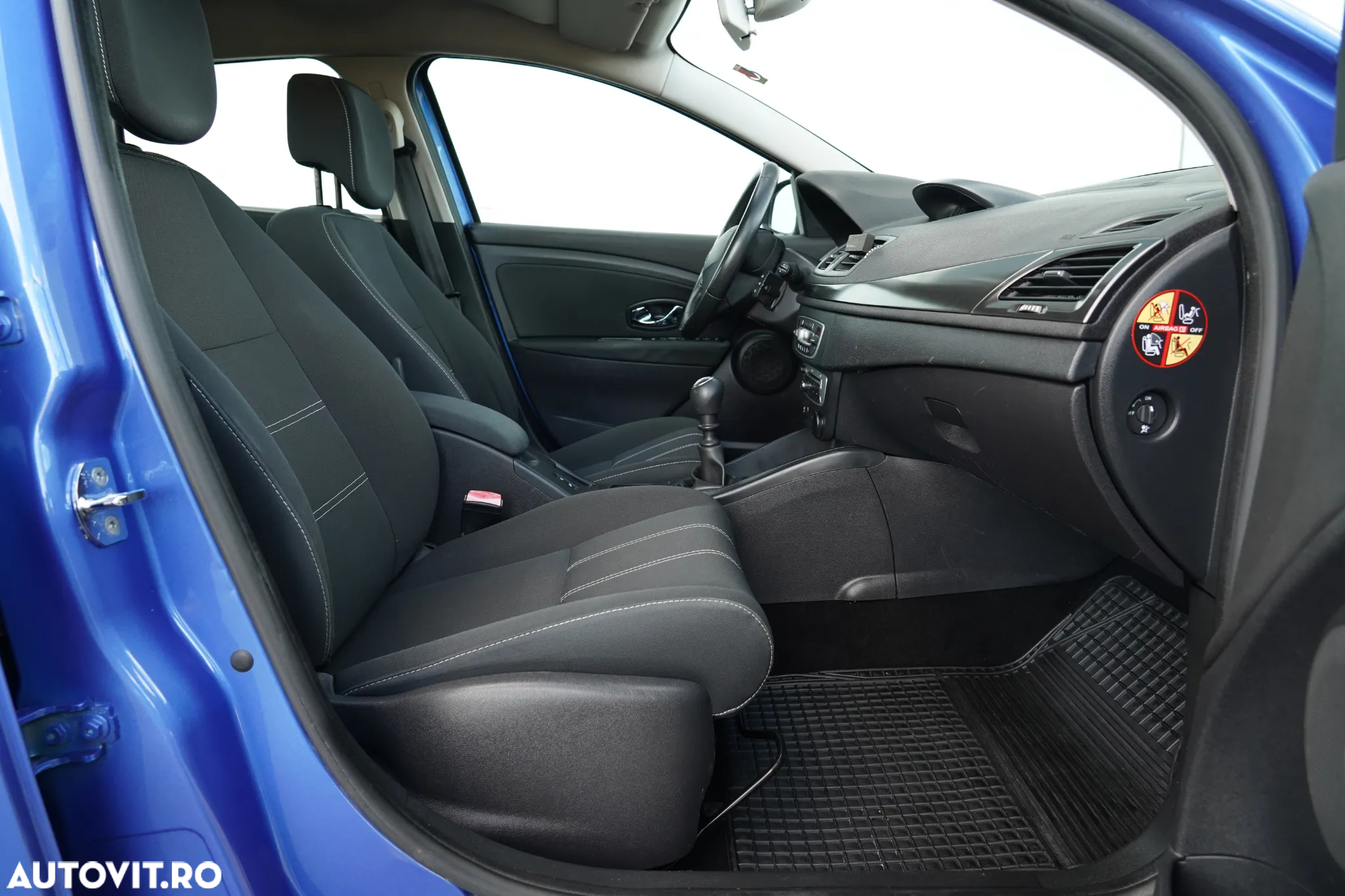 Renault Megane ENERGY dCi 110 GT LINE - 10