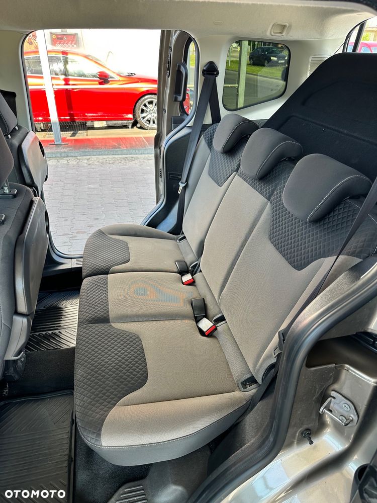 Ford Tourneo Courier 1.0 EcoBoost Titanium - 13