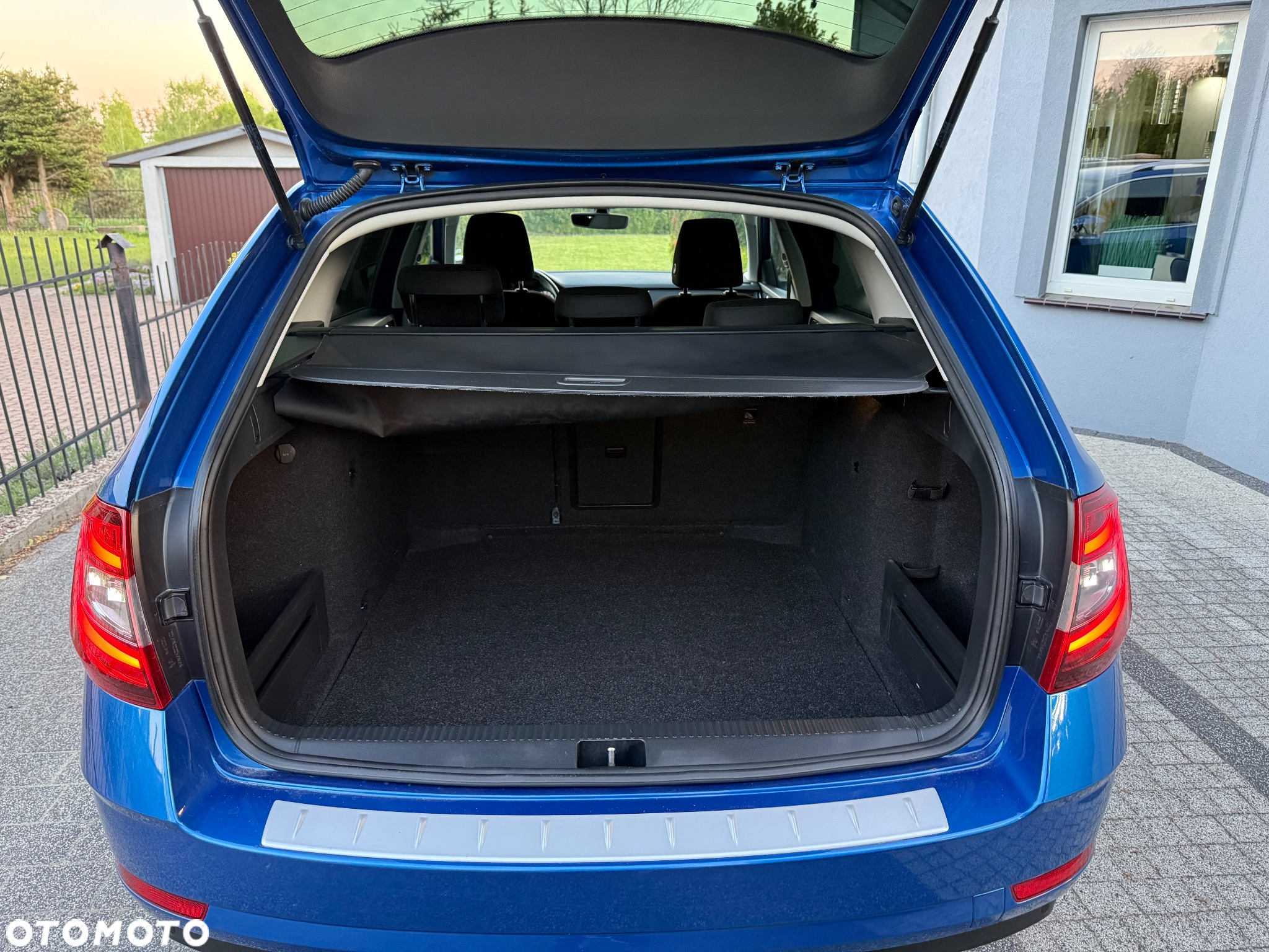 Skoda Octavia 2.0 TSI Ambition DSG - 11
