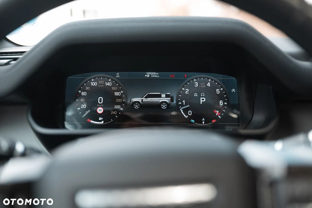 Land Rover Defender 3.0 P400 mHEV First Edition - 34