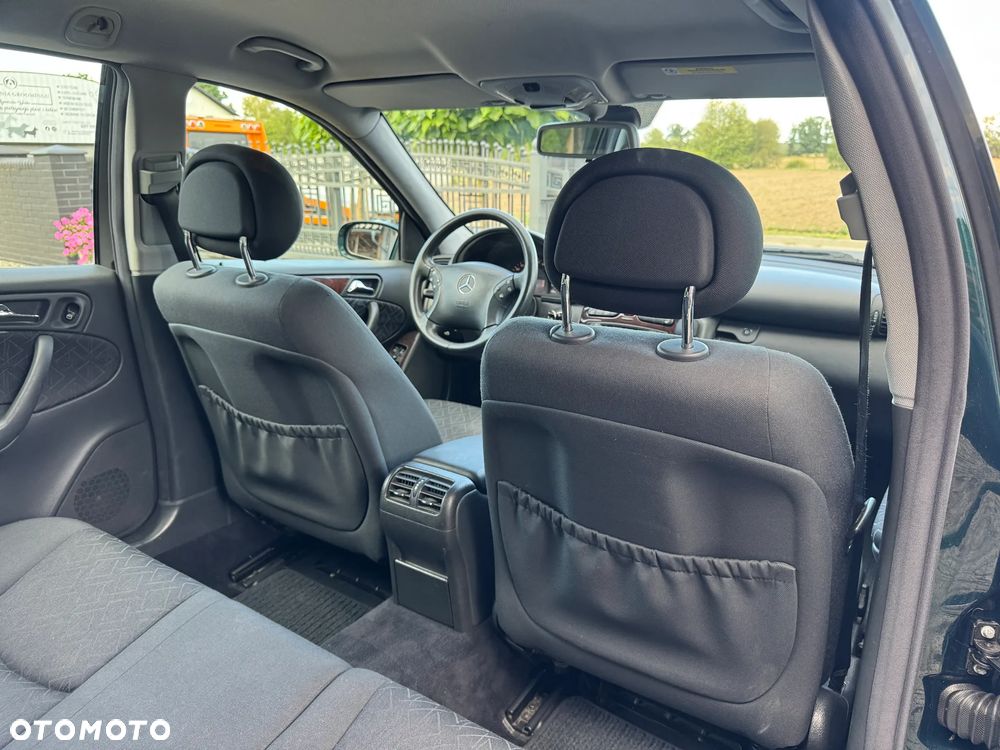 Mercedes-Benz Klasa C 200 CDI Automatik Elegance - 33