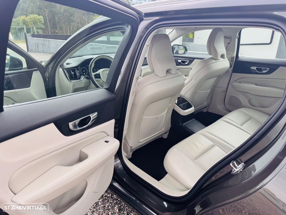 Volvo V60 2.0 T6 AWD TE Inscription Expression - 38