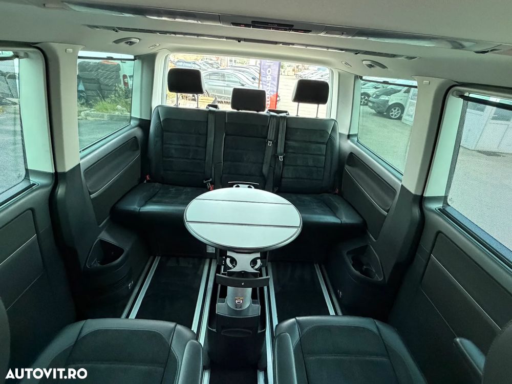 Volkswagen Multivan - 13