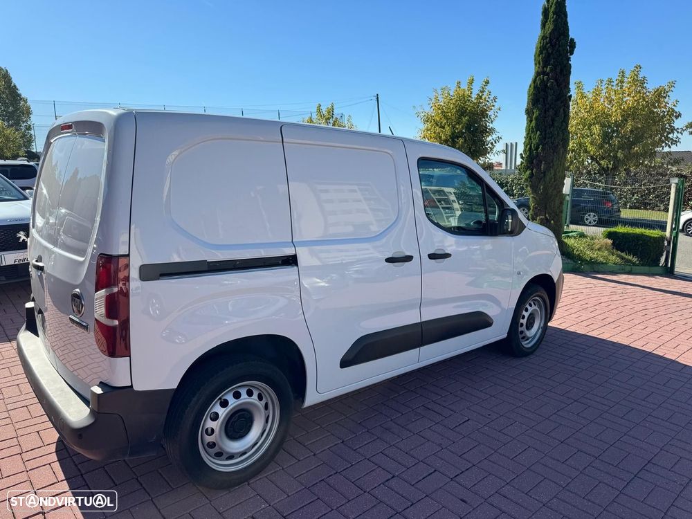 Fiat Doblo Outro - 4