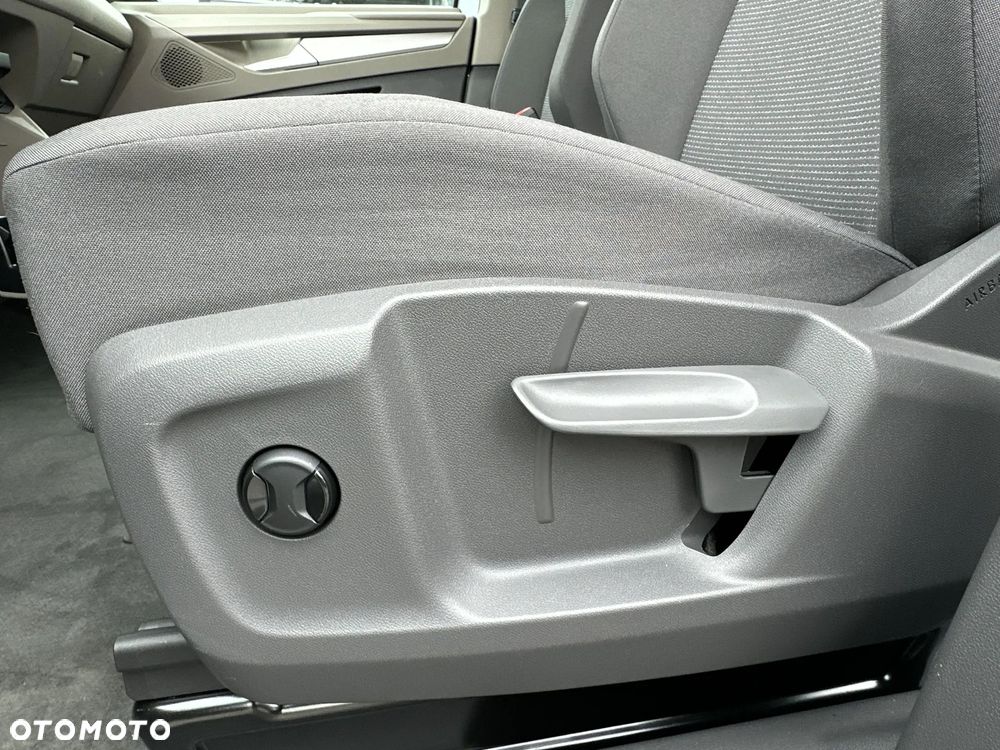 Volkswagen Multivan 2.0 TDI L1 Edition DSG - 38