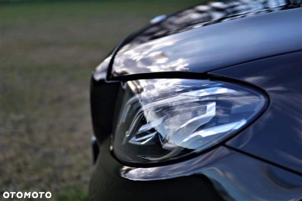 Mercedes-Benz Klasa E 220 d 9G-TRONIC - 10