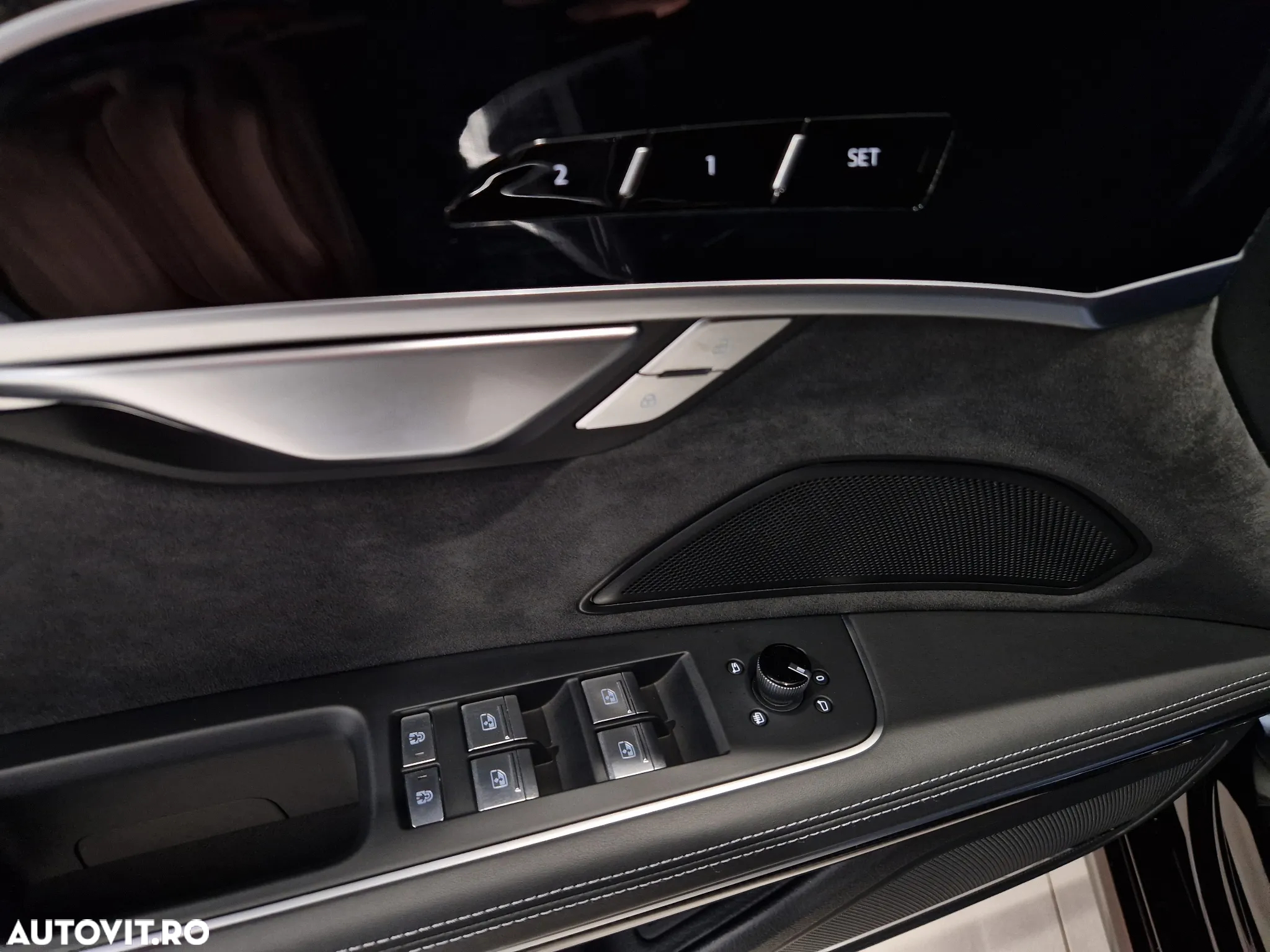 Audi S8 PI quattro Tiptronic MHEV - 17