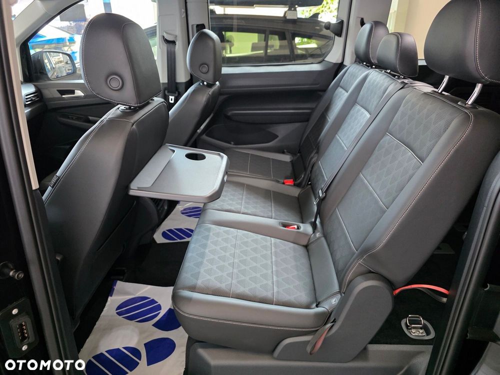 Ford Tourneo Connect - 20