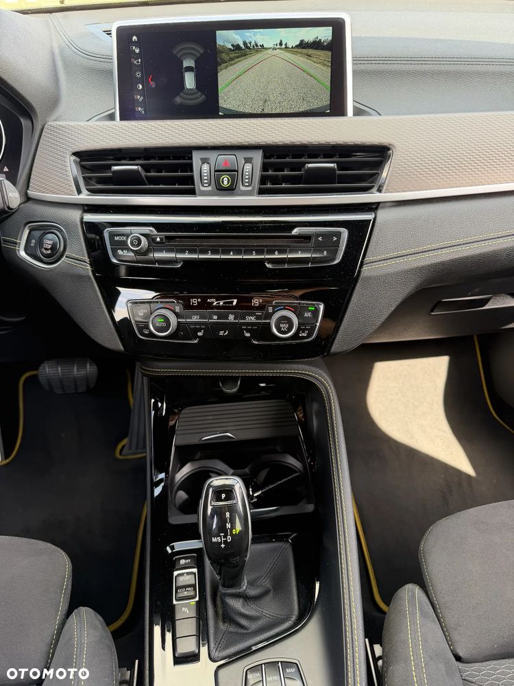 BMW X2 sDrive20i - 13
