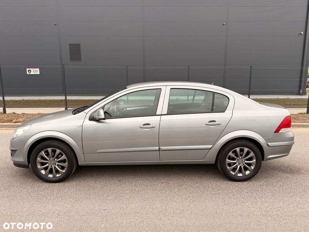 Opel Astra 1.6 Edition - 5