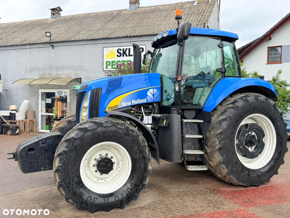New Holland T8020 - 5
