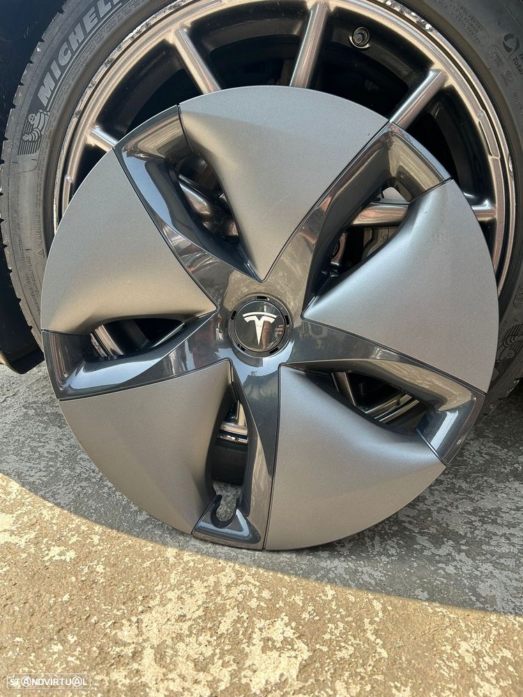 Tesla Model 3 Long Range AWD Dual Motor - 22