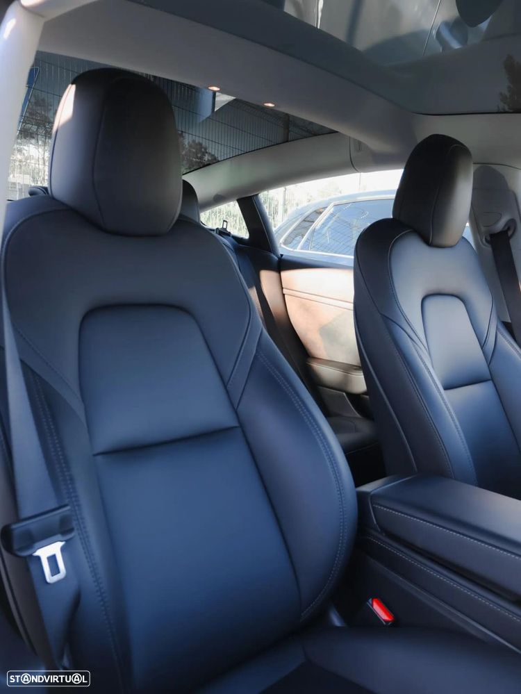 Tesla Model 3 - 19