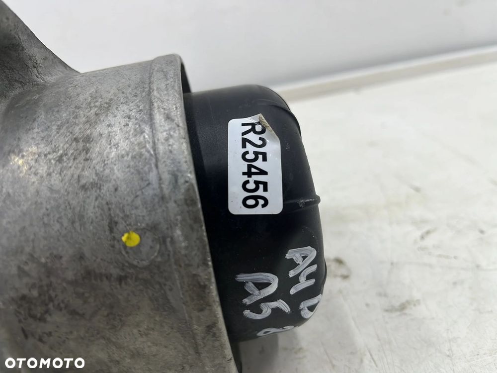 Poduszka silnika Audi A4 B9 8w Audi A5 II 8w F5 15-24r prawe mocowanie łapa silnika oryginalna 8w019 - 7