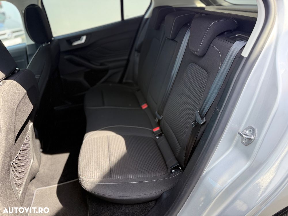Ford Focus 1.0 EcoBoost Active - 22