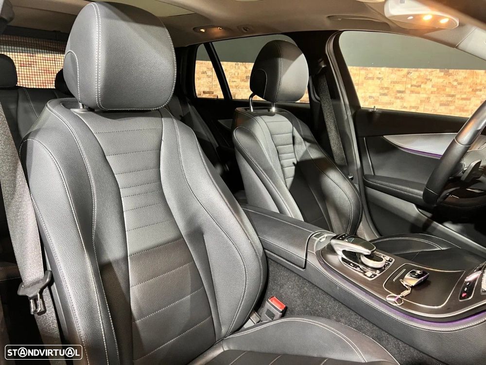 Mercedes-Benz E 200 Avantgarde Auto — fotografia 12