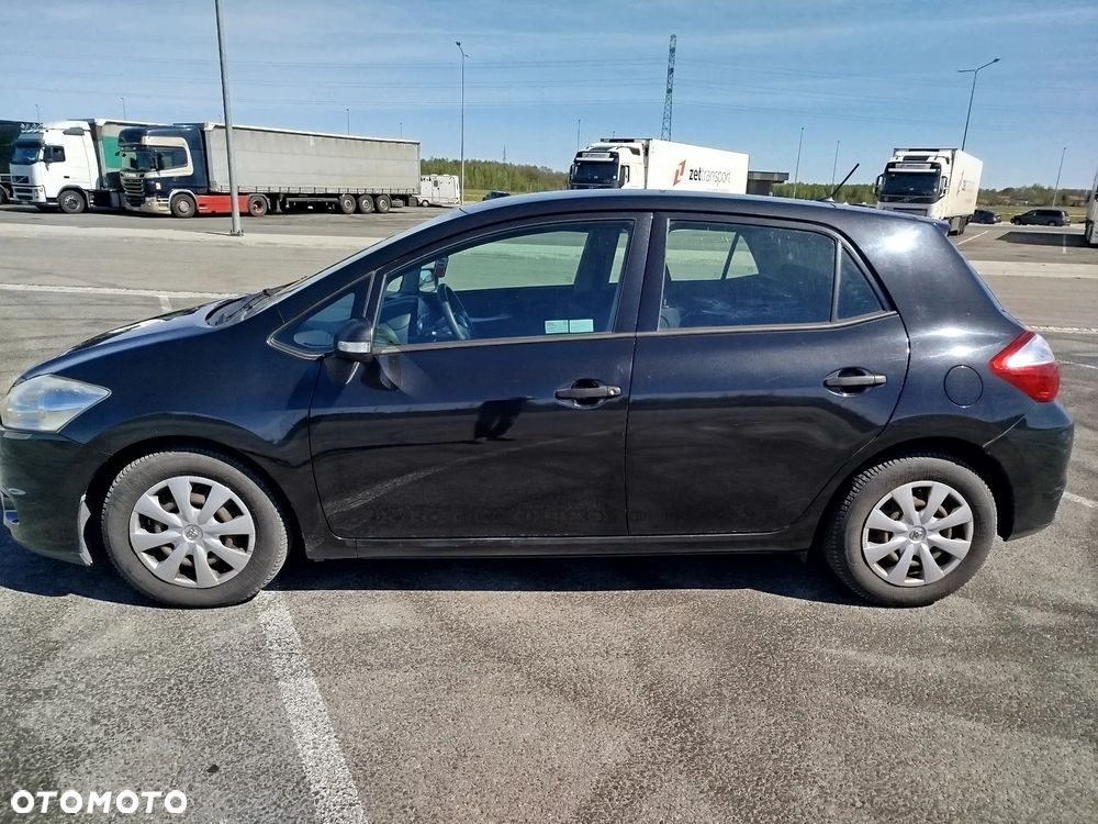 Toyota Auris 1.4 D-4D Luna - 17