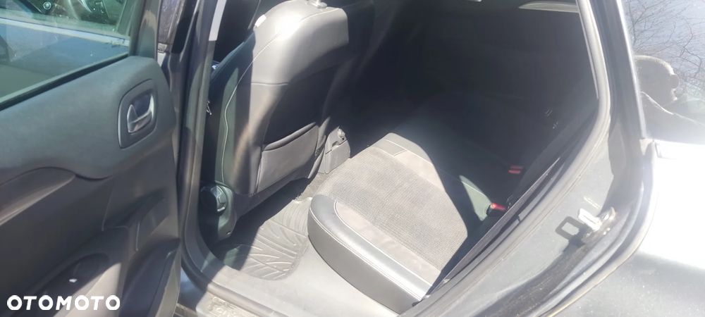 Citroën C4 e-HDi 110 EGS6 Stop/Start System Exclusive - 14