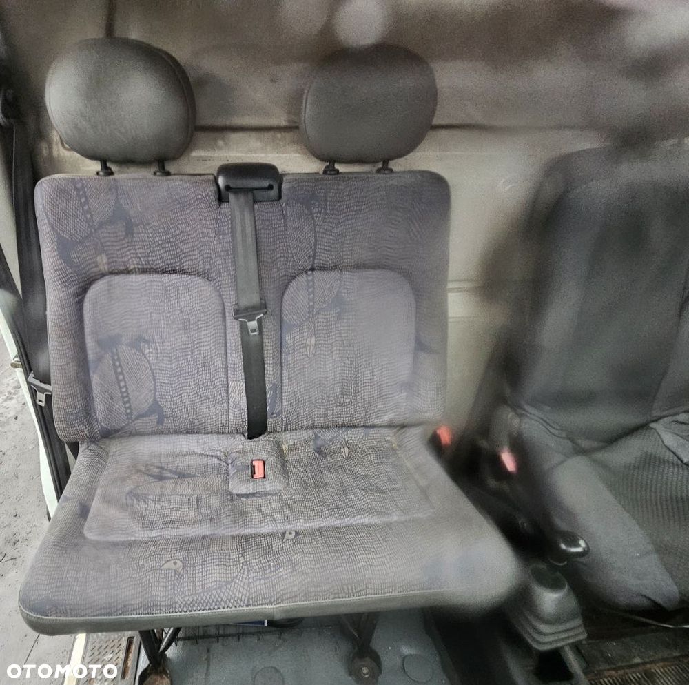 Renault Master II  (lak. 0389) pojazd na części: maska, zderzak, drzwi, szyby, lusterka, chłodnica - 37
