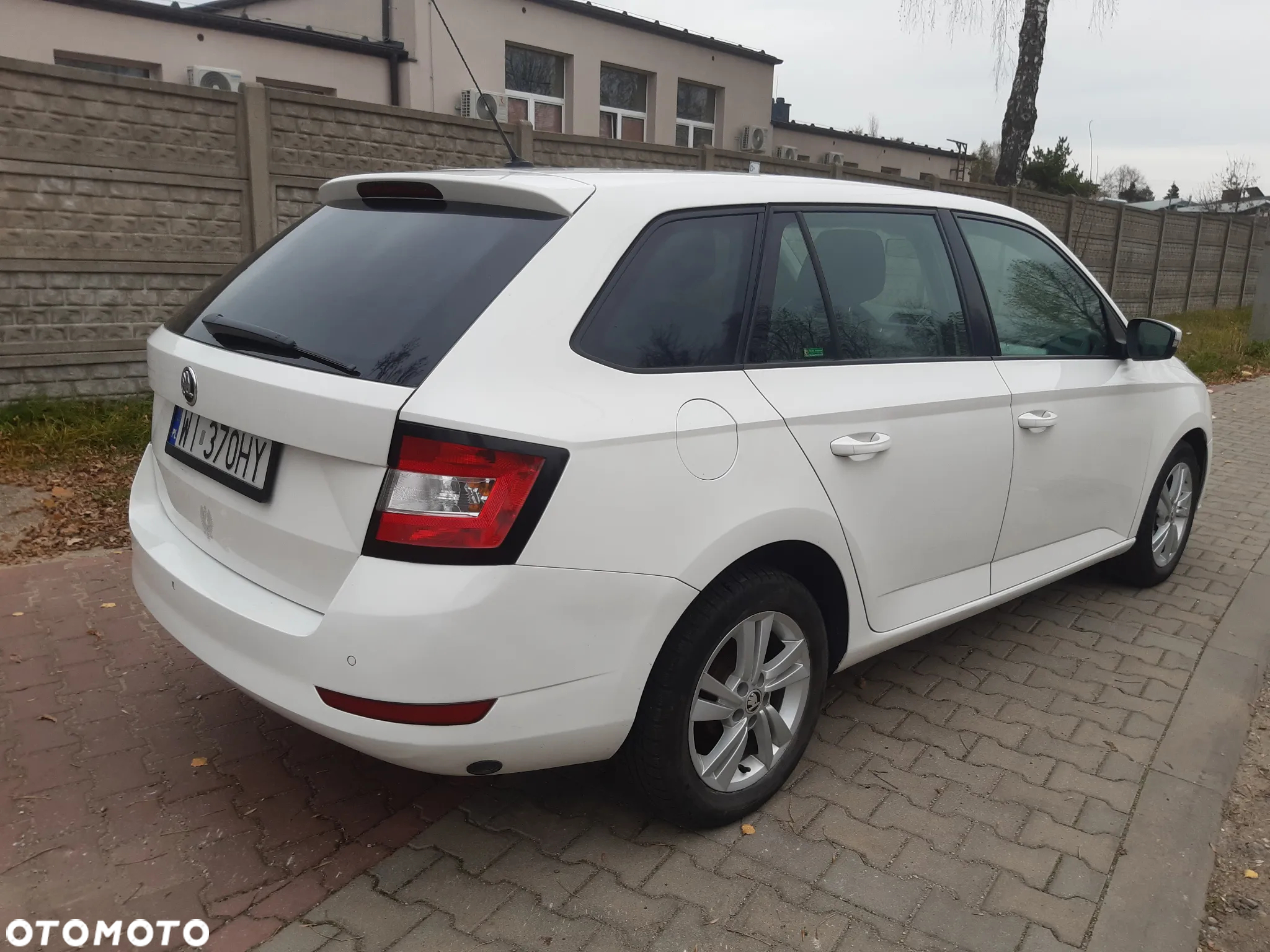 Skoda Fabia 1.0 Active - 4