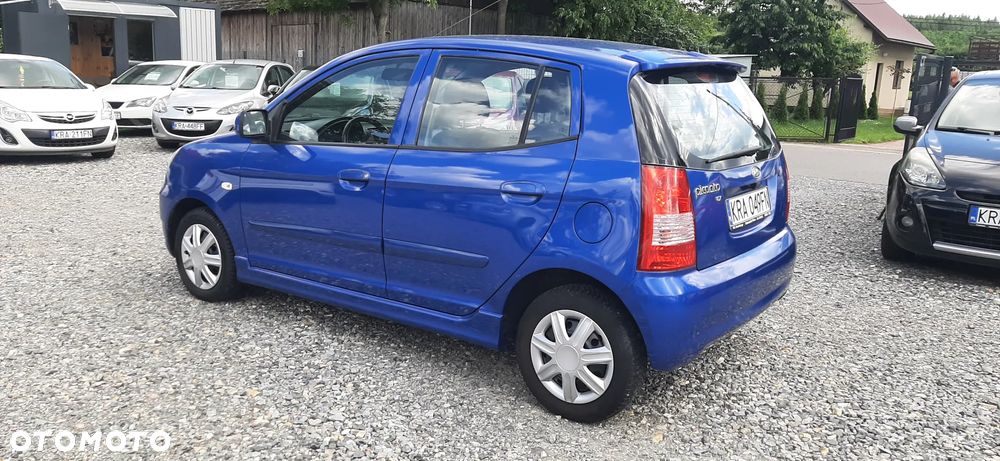 Kia Picanto - 10