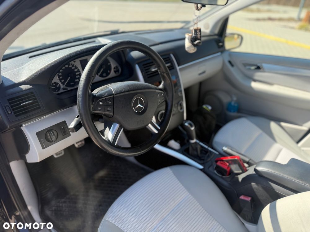 Mercedes-Benz Klasa B - 13