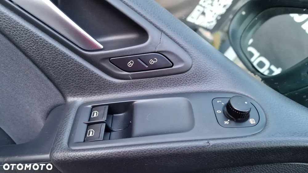 Volkswagen Golf 1.4 Style - 28