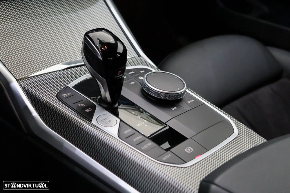 BMW 330 e Aut. M Sport - 26