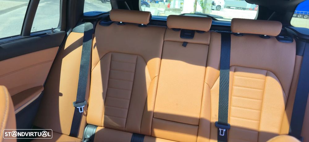 BMW 320 - 12