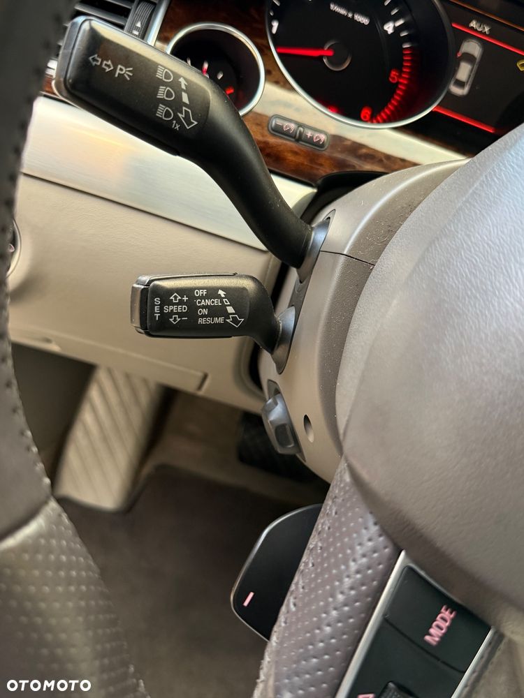 Audi A8 3.0 TDI DPF quattro - 11