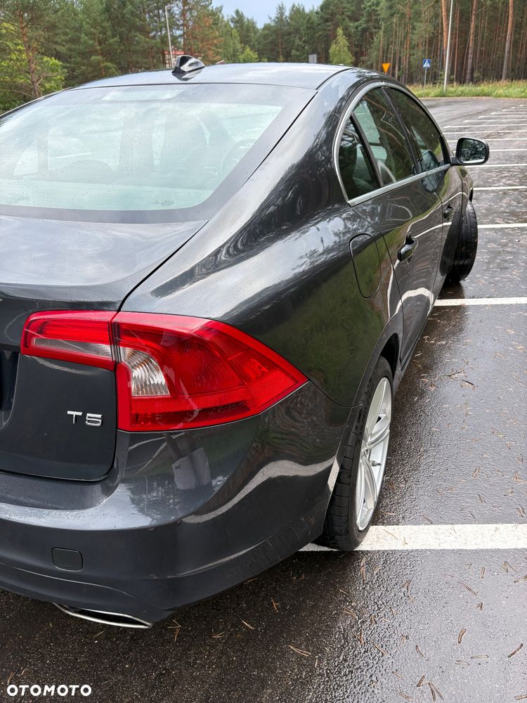Volvo S60 T5 Drive-E Momentum - 6