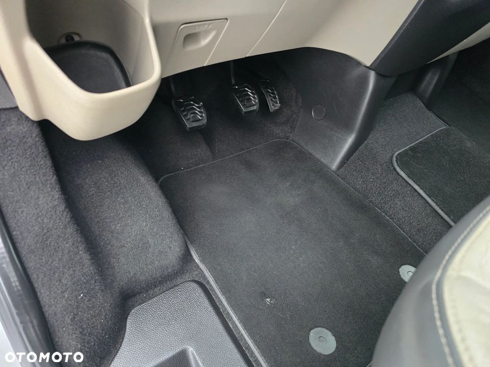 Ford Transit Tourneo 280S Limited - 28