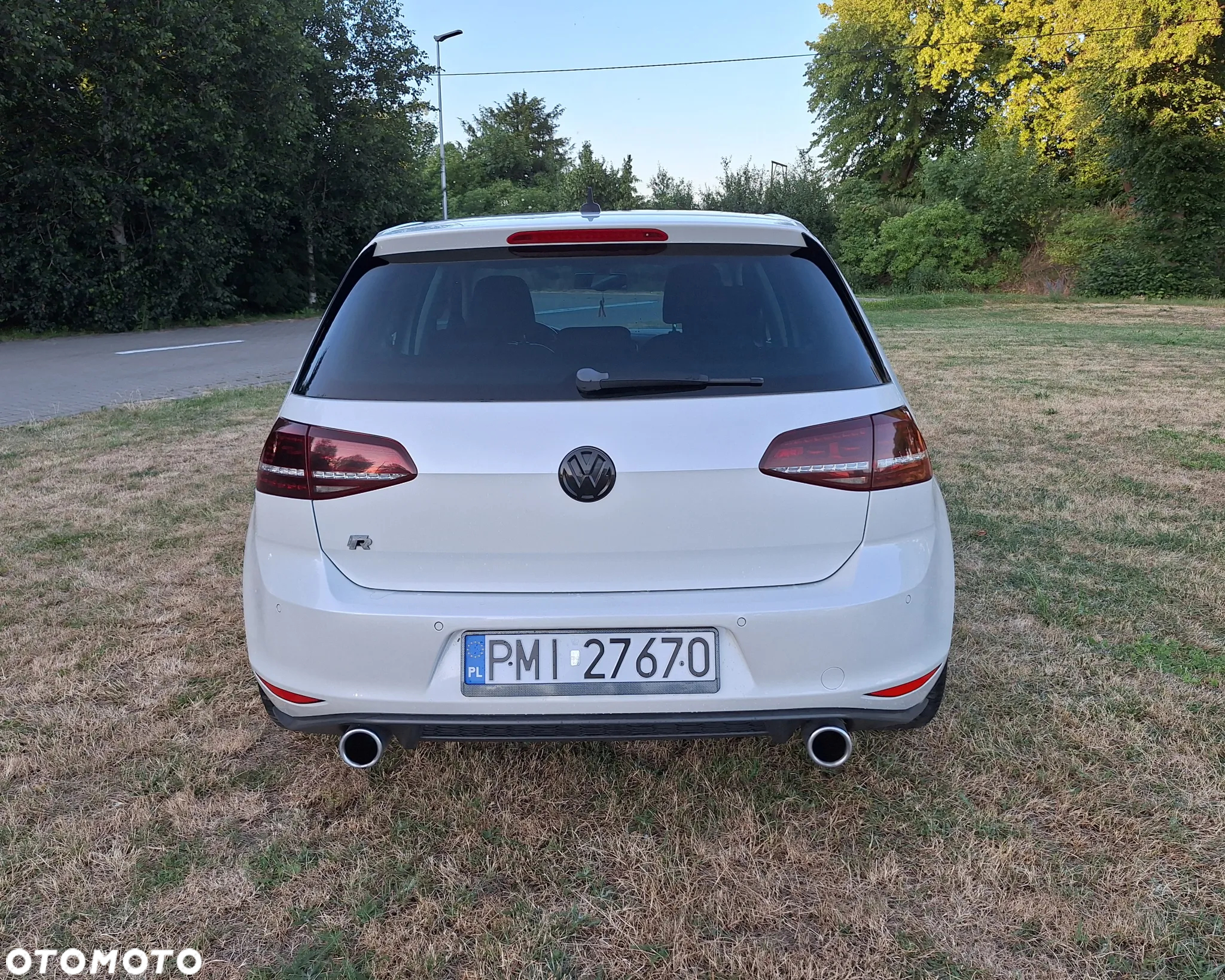 Volkswagen Golf VII 2.0 TDI BMT Highline DSG - 10